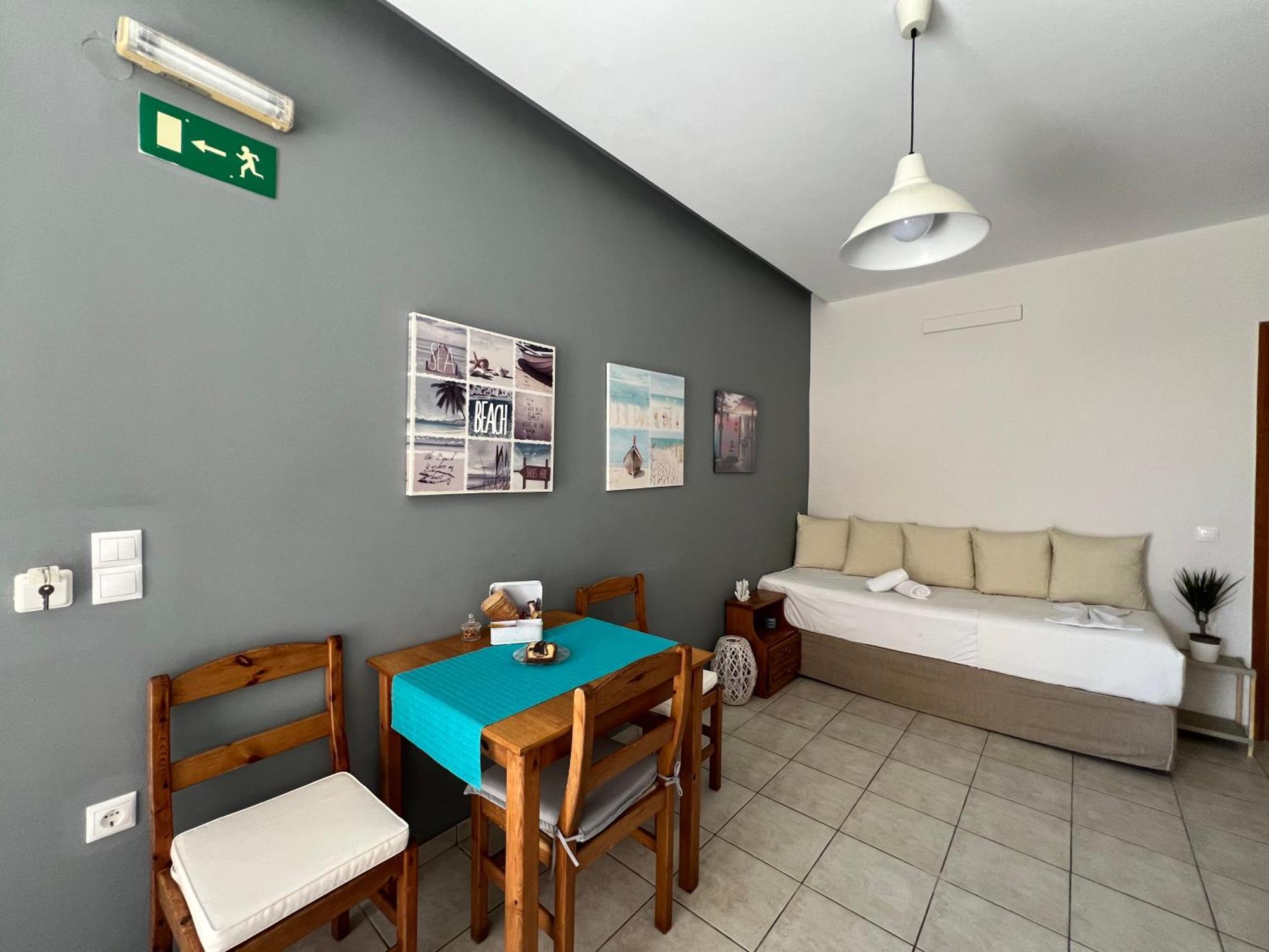 Artemis Rooms Two Steps By The Sea Platanias  Ngoại thất bức ảnh